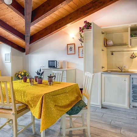 Casavacanzelemore - Casa Zoe Valfabbrica Exteriör bild