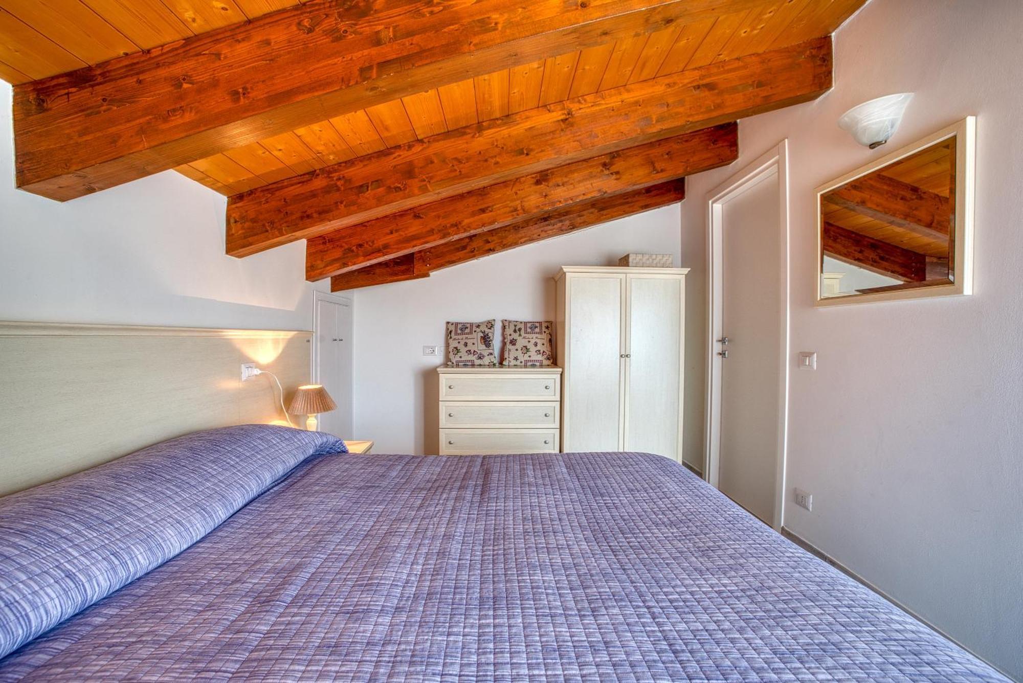 Casavacanzelemore - Casa Zoe Valfabbrica Exteriör bild