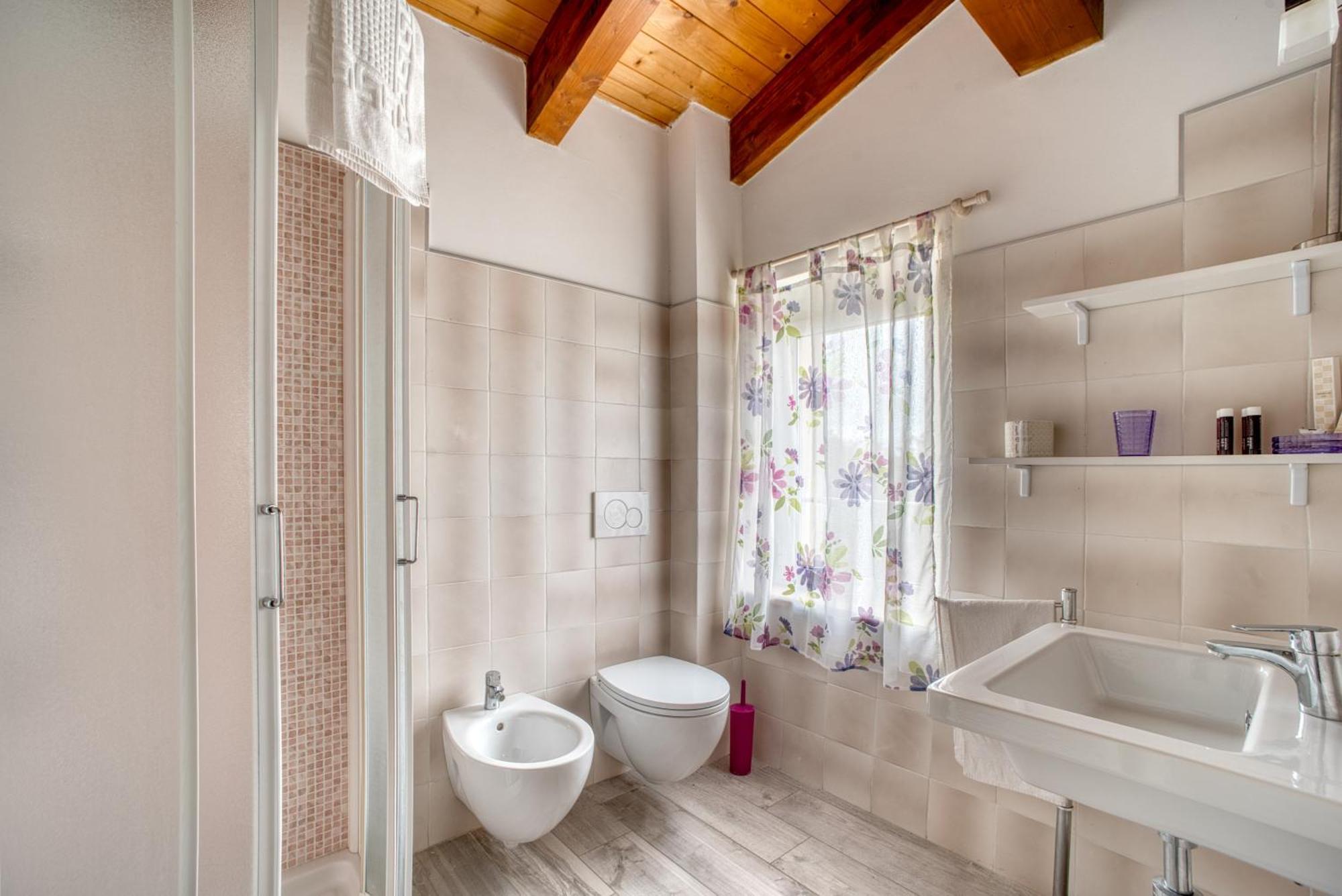 Casavacanzelemore - Casa Zoe Valfabbrica Exteriör bild